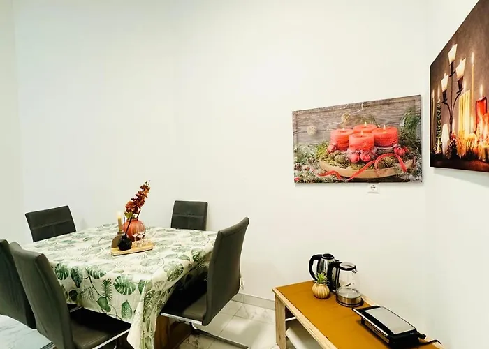 Spacious Private In 5br Near Atzgersdorf Station דירה *