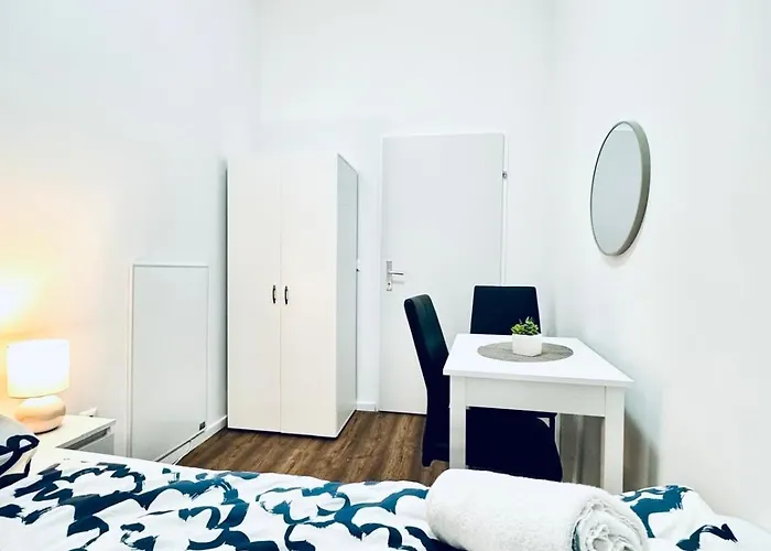 Spacious Private In 5br Near Atzgersdorf Station דירה וינה