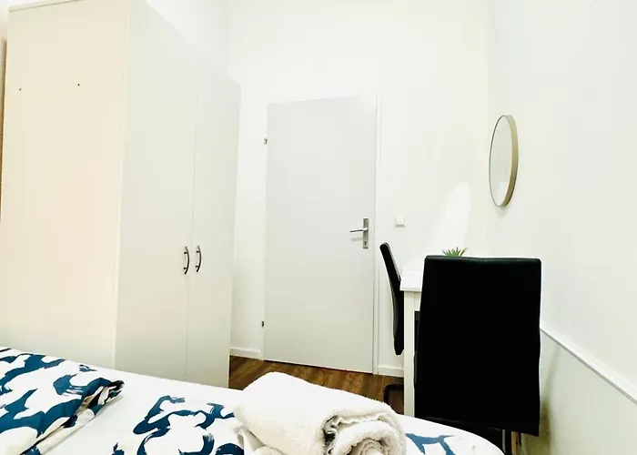 Spacious Private In 5br Near Atzgersdorf Station דירה *