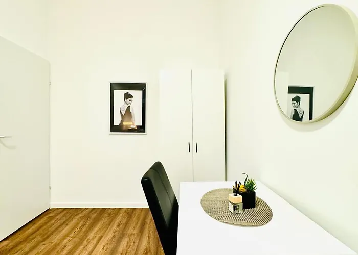 דירה Spacious Private In 5br Near Atzgersdorf Station *