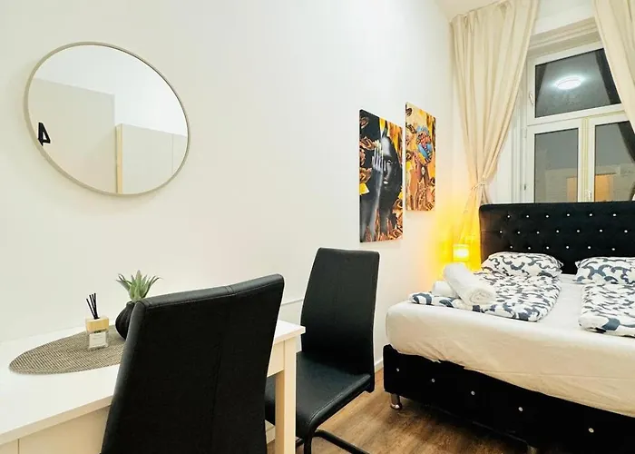 Spacious Private In 5br Near Atzgersdorf Station דירה *