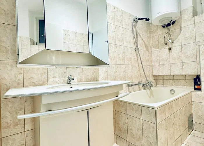 דירה Spacious Private In 5br Near Atzgersdorf Station